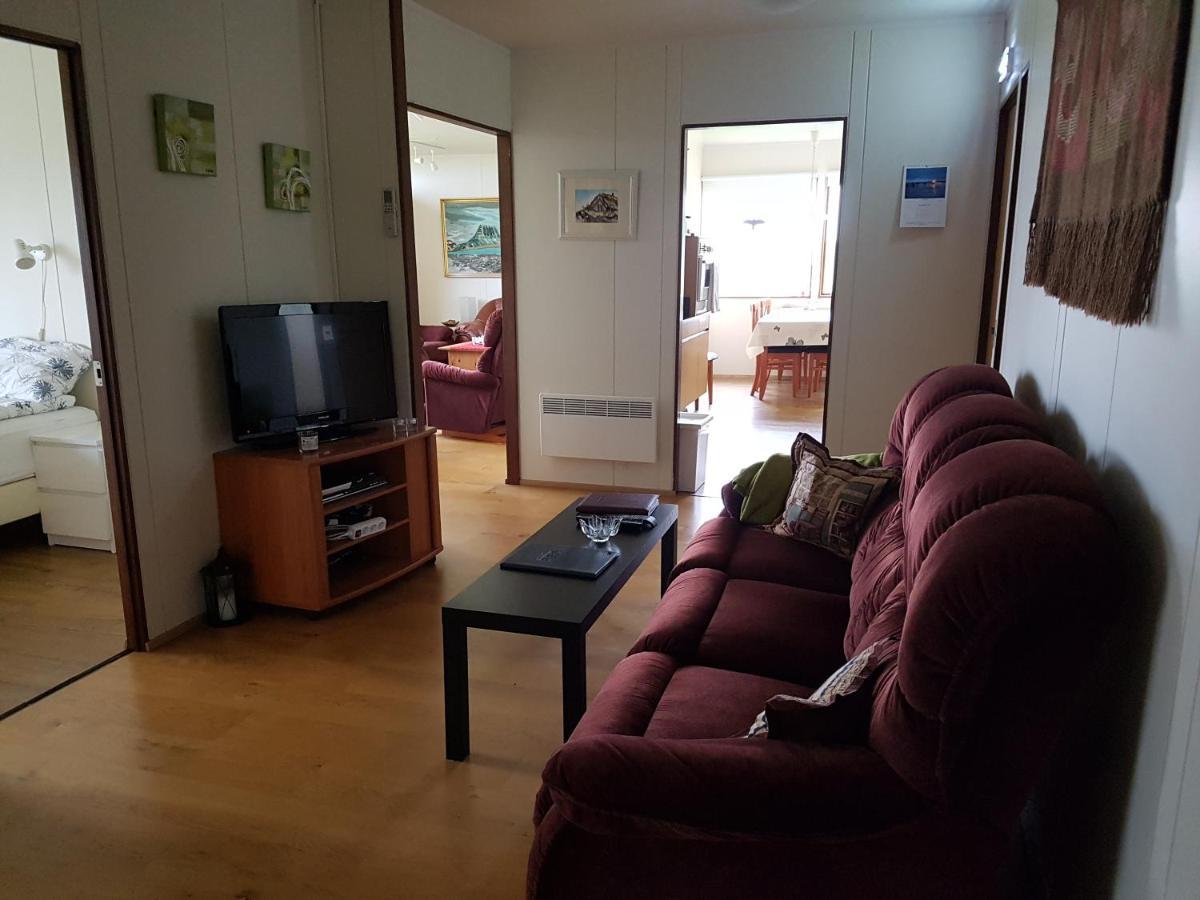 Miðjanes Reykhólahrepp Guest House Reykholar Bagian luar foto